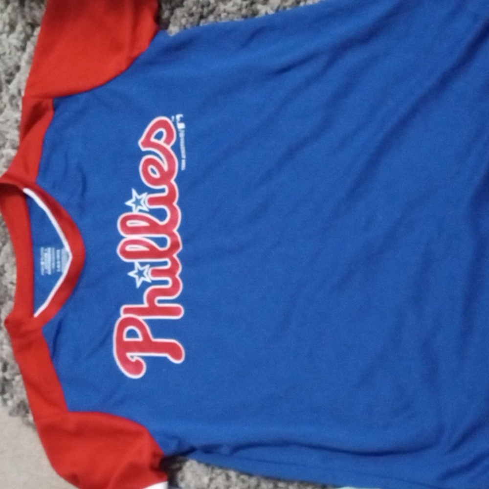 Boys Phillies shirt